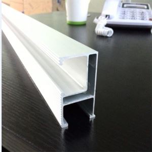 Calitate înaltă personalizată Dimensiuni diferite Aluminiu din aluminiu / panou solar Montare Aluminiu Rails
