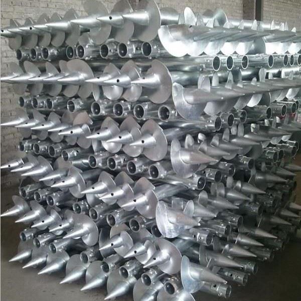 Top Quality Factory Price Ground Screw Real Scene